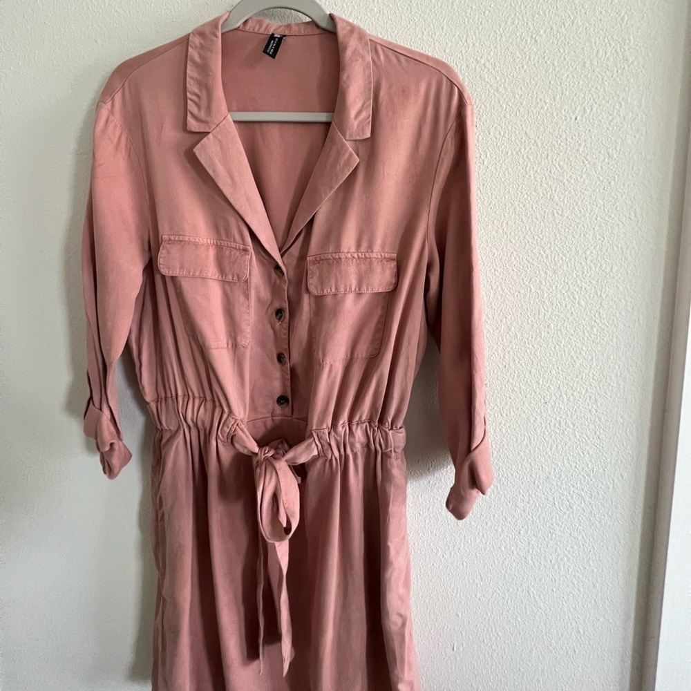 Zara Dress - Picture 2 of 8